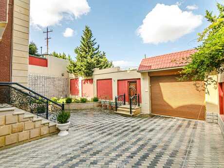 8 otaqlı həyət evi/bağ evi - Badamdar q. - 500 m²