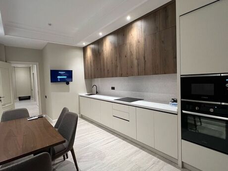 Elan №5046087 - Bakı, Badamdar q., 4 otaqlı, 155 m², 3/9 mərtəbə