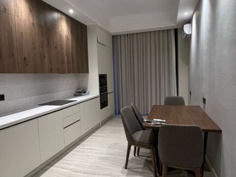 Badamdarda 4 otaqlı yeni tikili mənzil kirayə verilir, 155 m², 4 200 AZN/ay, şəkil 2 / 12