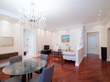 3-room apartment for rent, 90 m², Sahil: 1 600 ₼/mo 3