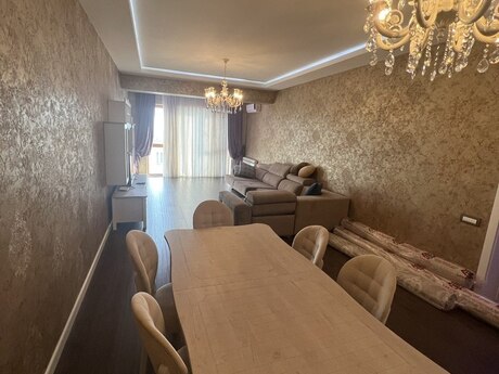 3-комн. новостройка - м. Шах Исмаил Хатаи - 140 м²