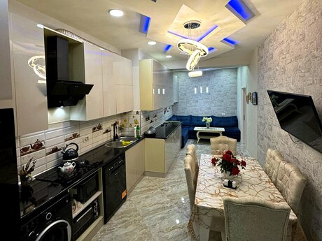Elan №5051375 - Bakı, Qara Qarayev m., 2 otaqlı, 105 m², 3/16 mərtəbə