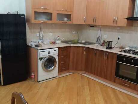 3-room apartment, 137 m², Sahil: 570 000 ₼ 3