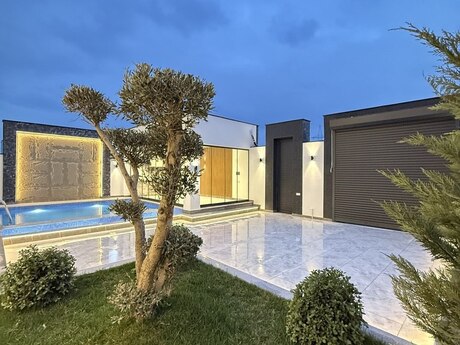 4 otaqlı həyət evi/bağ evi - Mərdəkan q. - 200 m²
