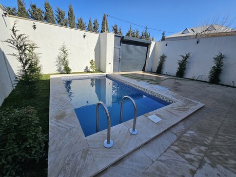 4 otaqlı həyət evi/bağ evi - Şüvəlan q. - 150 m²
