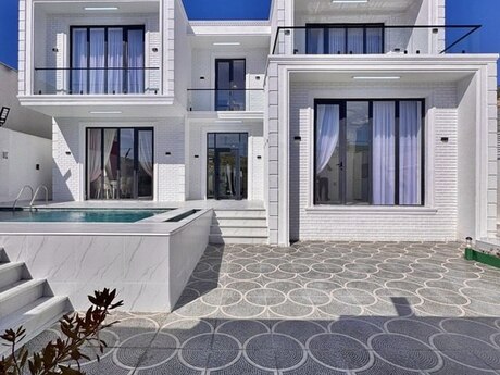5 otaqlı həyət evi/bağ evi - Mərdəkan q. - 250 m²