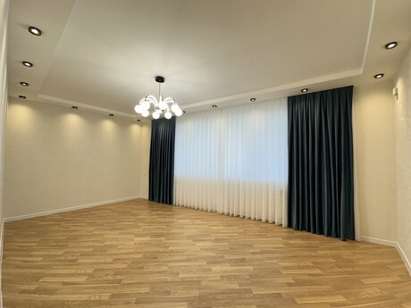 4 otaqlı yeni tikili - Bakıxanov q. - 140 m²