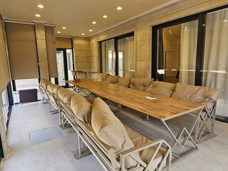 3 otaqlı həyət evi/bağ evi - Buzovna q. - 220 m²