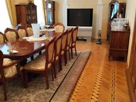 Elan №5058049 - Bakı, Sahil m., 7 otaqlı, 320 m², 2/2 mərtəbə