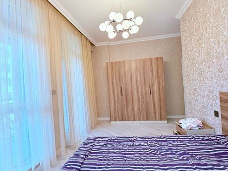 3-комн. новостройка - Насиминский  р. - 124 м²