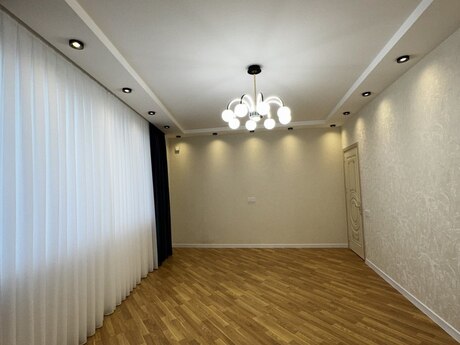 4 otaqlı yeni tikili - Bakıxanov q. - 140 m²