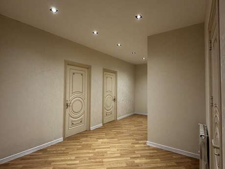 Объявление №5058849 - Баку, пос. Бакиханова, 4-комн., 140 м², 10/19 этаж