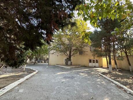 8 otaqlı həyət evi/bağ evi - Fatmayı q. - 480 m²
