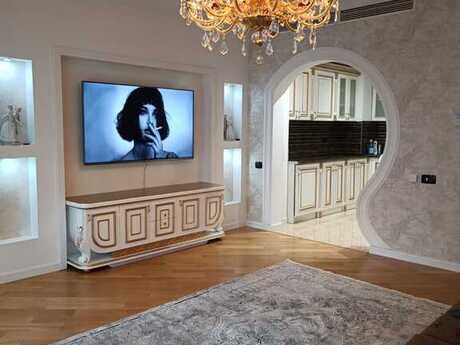 3 otaqlı yeni tikili - 28 May m. - 150 m²