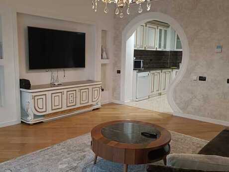 3 otaqlı yeni tikili - 28 May m. - 150 m²