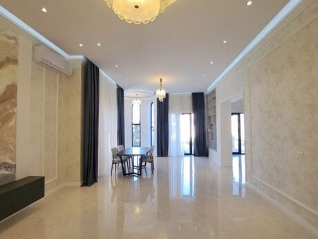 4 otaqlı həyət evi/bağ evi - Mərdəkan q. - 220 m²