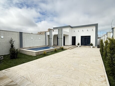 4 otaqlı həyət evi/bağ evi - Şüvəlan q. - 145 m²