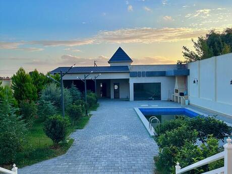 7 otaqlı həyət evi/bağ evi - Mərdəkan q. - 350 m²