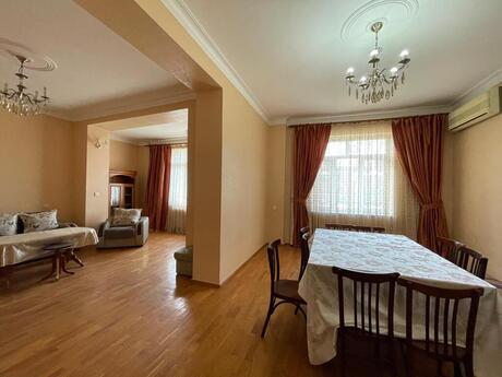 6 otaqlı köhnə tikili - Elmlər Akademiyası m. - 190 m²