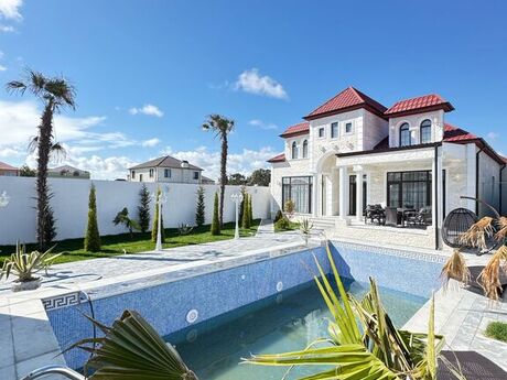 5 otaqlı həyət evi/bağ evi - Mərdəkan q. - 300 m²