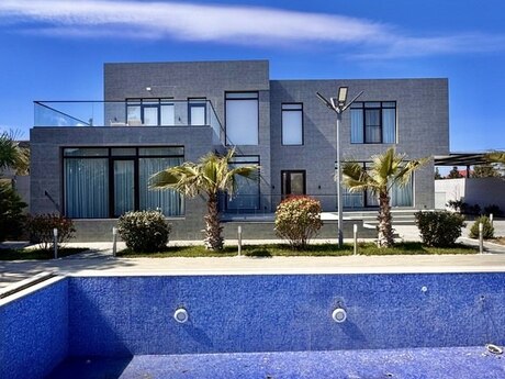 5 otaqlı həyət evi/bağ evi - Mərdəkan q. - 350 m²
