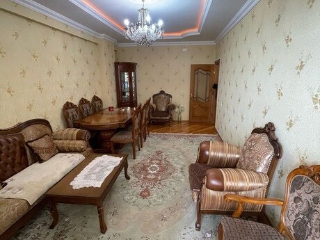 3-комнатная квартира, 85 м², Neftçilər: 235 000 ₼ 3