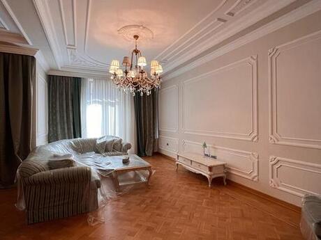 7 otaqlı yeni tikili - İçəri Şəhər m. - 545 m²