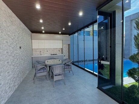 4 otaqlı həyət evi/bağ evi - Şüvəlan q. - 155 m²