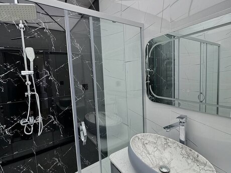 House with Garden, Villa For Sale