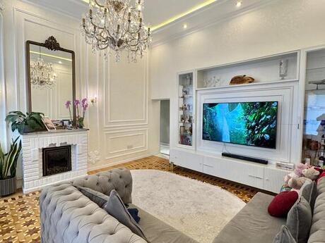 3 otaqlı köhnə tikili - Sahil m. - 100 m²