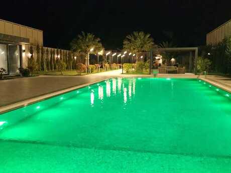 8 otaqlı həyət evi/bağ evi - Mərdəkan q. - 600 m²