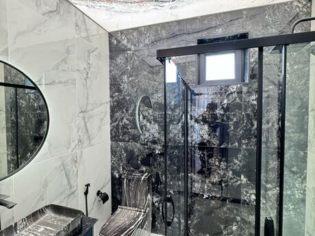 House with Garden, Villa For Sale