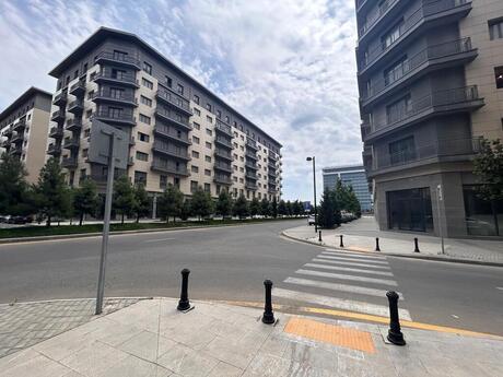 Obyekt - Ağ şəhər q. - 120 m²