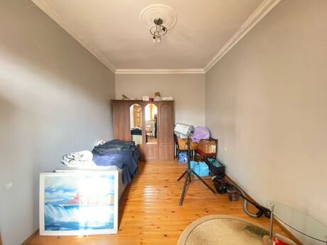 4 otaqlı həyət evi/bağ evi - Badamdar q. - 140 m²