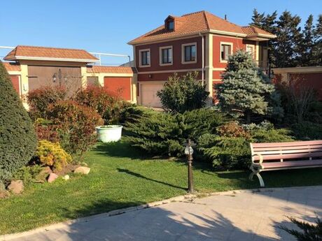 9 otaqlı həyət evi/bağ evi - Xəzər r. - 1000 m²
