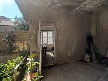 9-комн. дом/дача - пос. Бадамдар - 300 м²