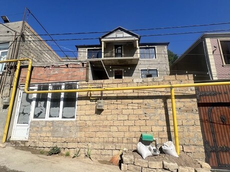 9-комн. дом/дача - пос. Бадамдар - 300 м²
