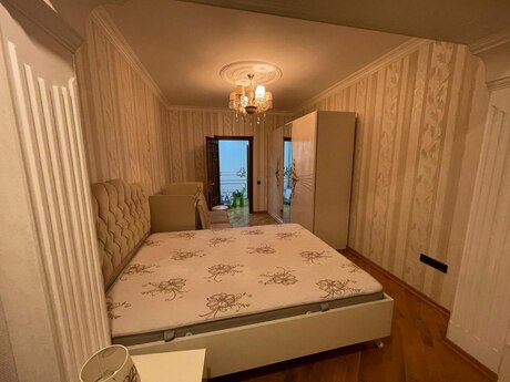 2 otaqlı köhnə tikili - 9-cu mikrorayon q. - 78 m²