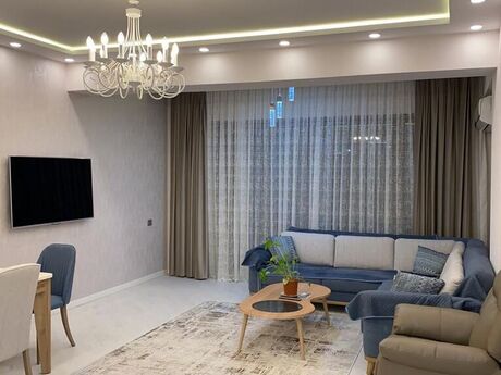 3-комн. новостройка - м. Шах Исмаил Хатаи - 120 м²