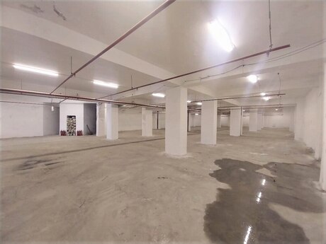 Obyekt - Nizami r. - 855 m²
