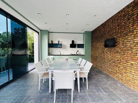 5 otaqlı həyət evi/bağ evi - Bilgəh q. - 300 m²