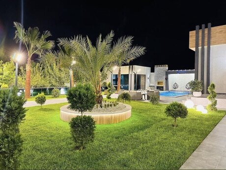 5 otaqlı həyət evi/bağ evi - Mərdəkan q. - 240 m²