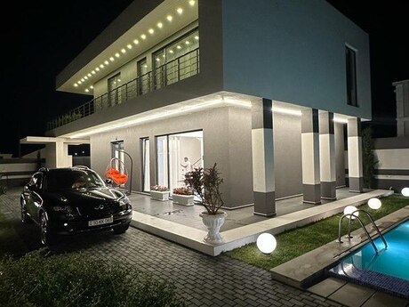 5 otaqlı həyət evi/bağ evi - Bilgəh q. - 380 m²
