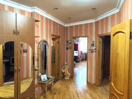 4 otaqlı mənzil, 145 m², İnşaatçılar: 320 000 ₼ 3