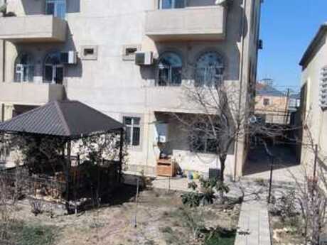 18 otaqlı həyət evi/bağ evi - Biləcəri q. - 800 m²