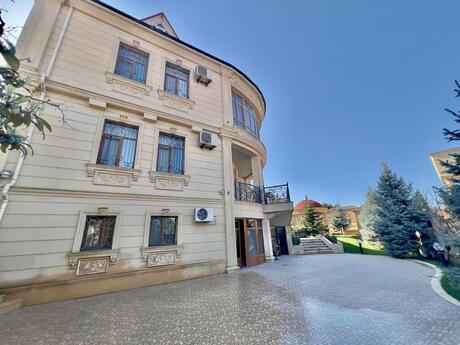 6 otaqlı həyət evi/bağ evi - Neftçilər m. - 800 m²
