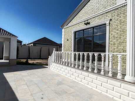 4 otaqlı həyət evi/bağ evi - Buzovna q. - 180 m²