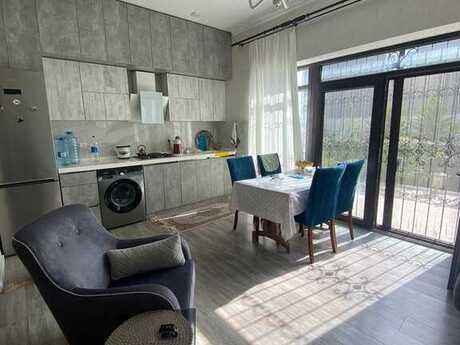 3 otaqlı həyət evi/bağ evi - Novxanı q. - 100 m²