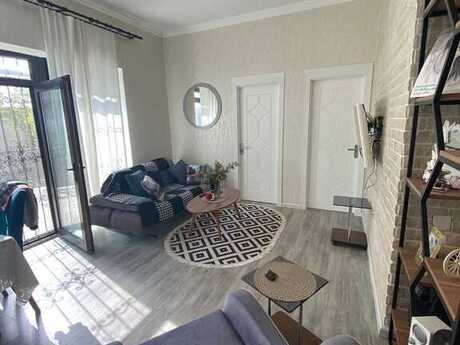 3 otaqlı həyət evi/bağ evi - Novxanı q. - 100 m²