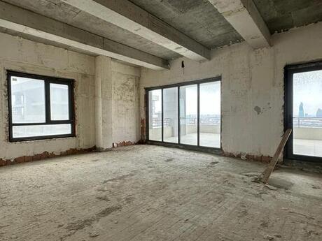 5-комнатная квартира, 314 м², Ağ şəhər: 1 209 000 ₼ 4